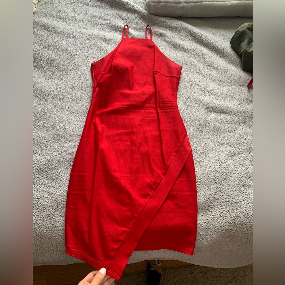 Red bodycon dress
